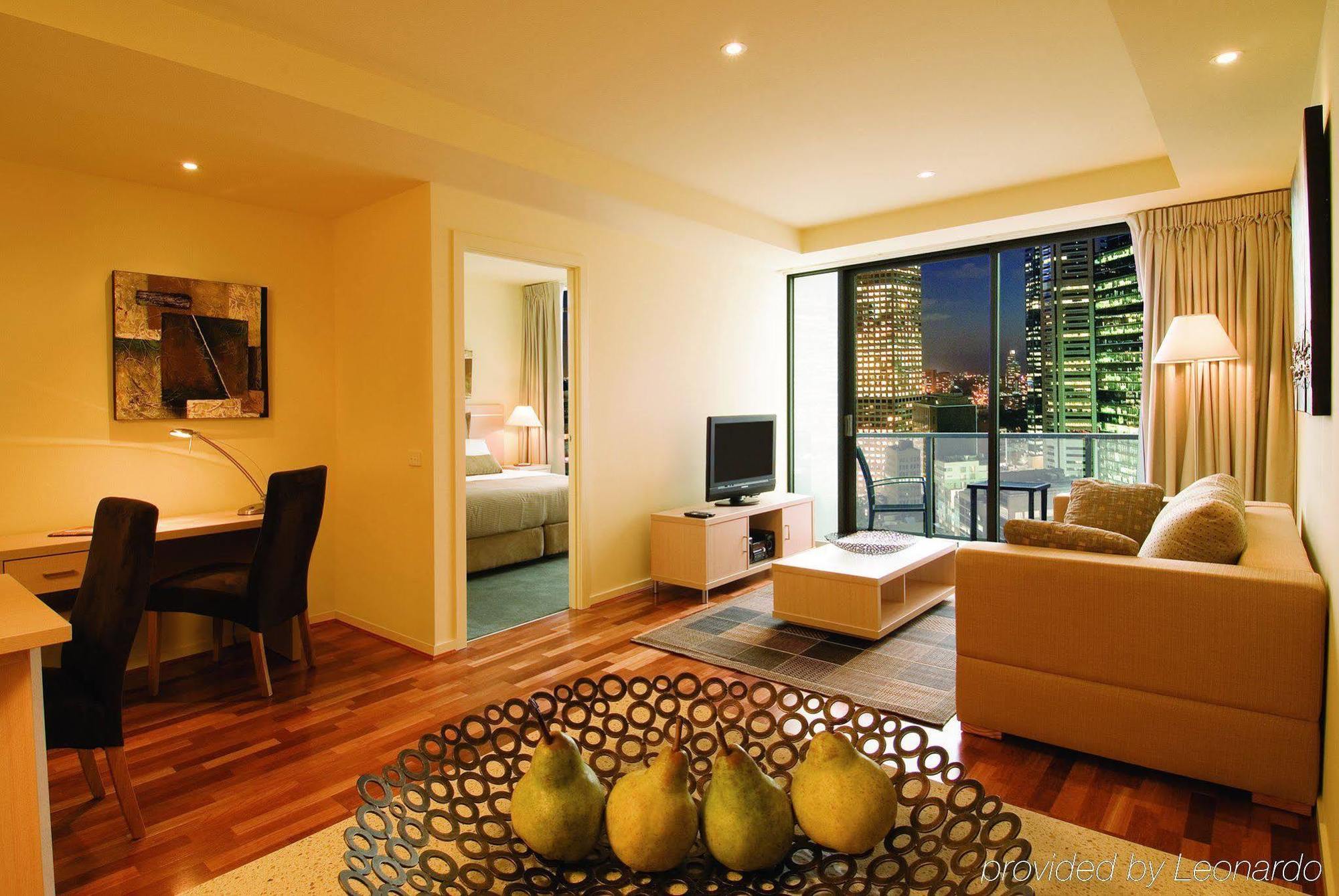 Oaks Melbourne On Lonsdale Suites Habitación foto